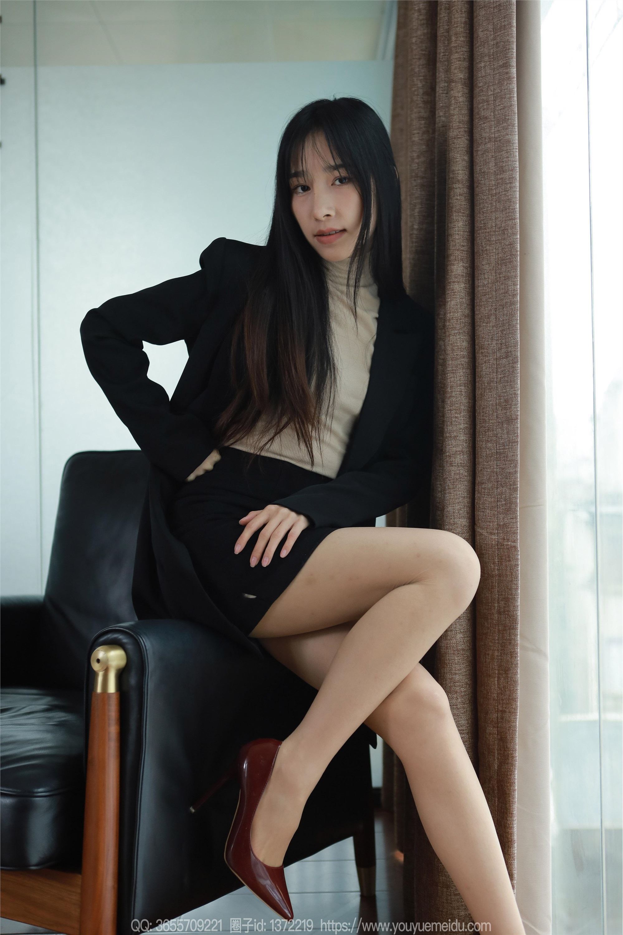 IESS异思趣向  2024.03.20 丝享家 1694 美子《OL小黑裙》